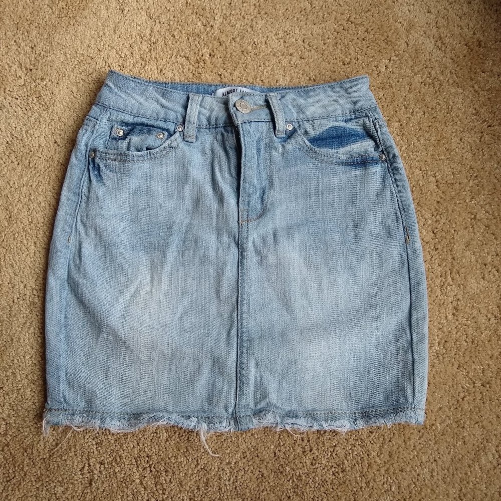 Almost Famous Distressed Denim Mid-Rise Mini Skirt